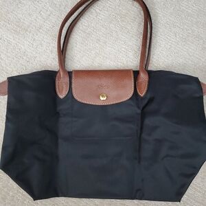 Longchamp Le Pliage Medium Travel Tote